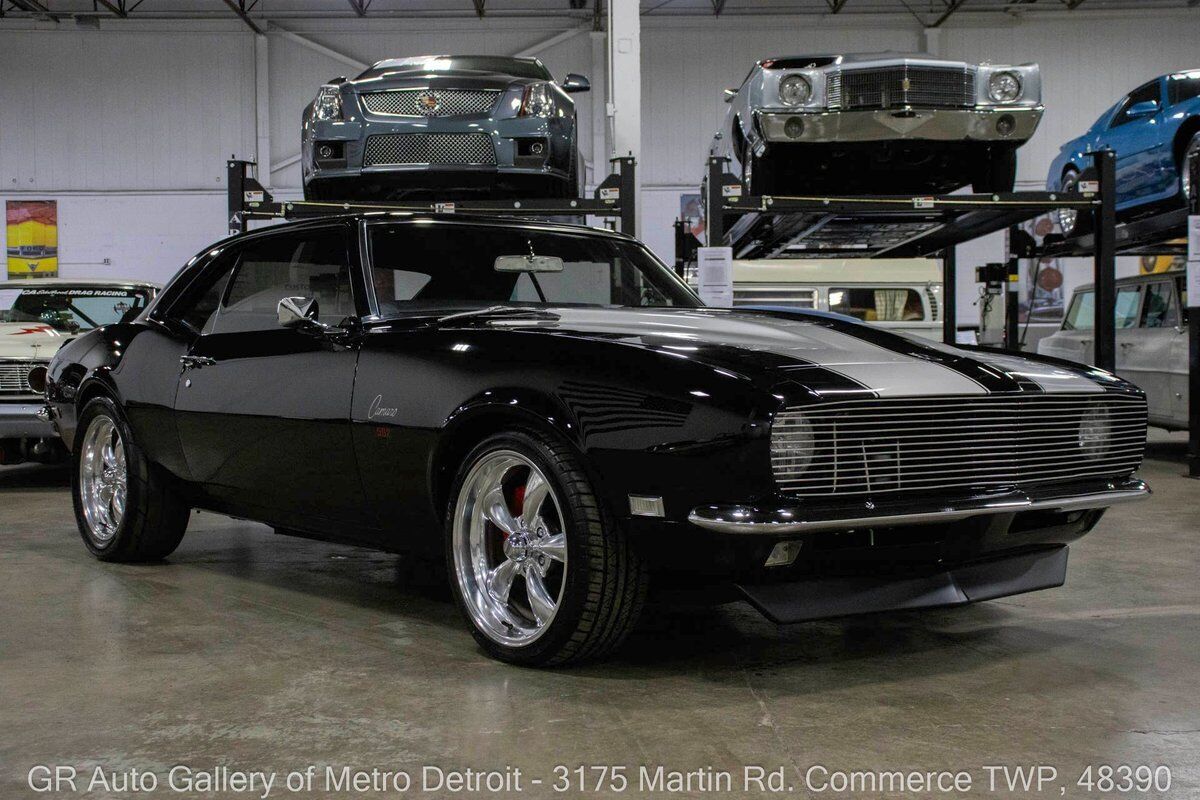 Chevrolet-Camaro-1968-Black-Black-2290-9