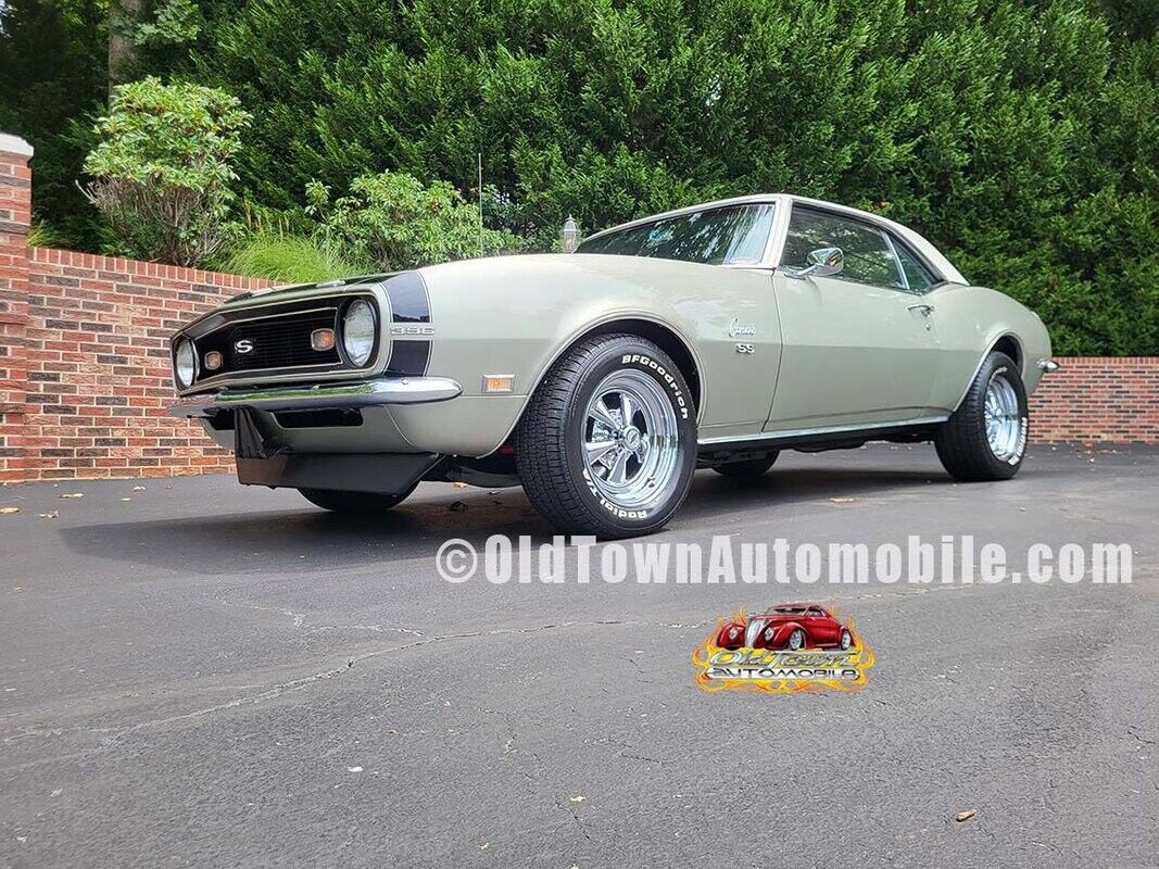 Chevrolet-Camaro-1968-Green-Ivory-89061-6