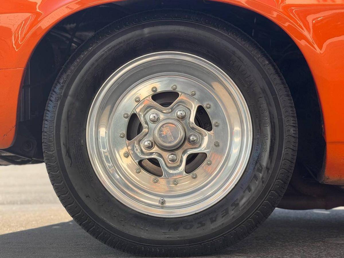 Chevrolet-Camaro-1970-orange-2-11