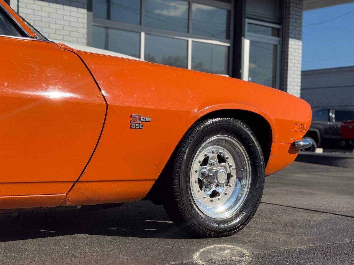 Chevrolet-Camaro-1970-orange-2-12