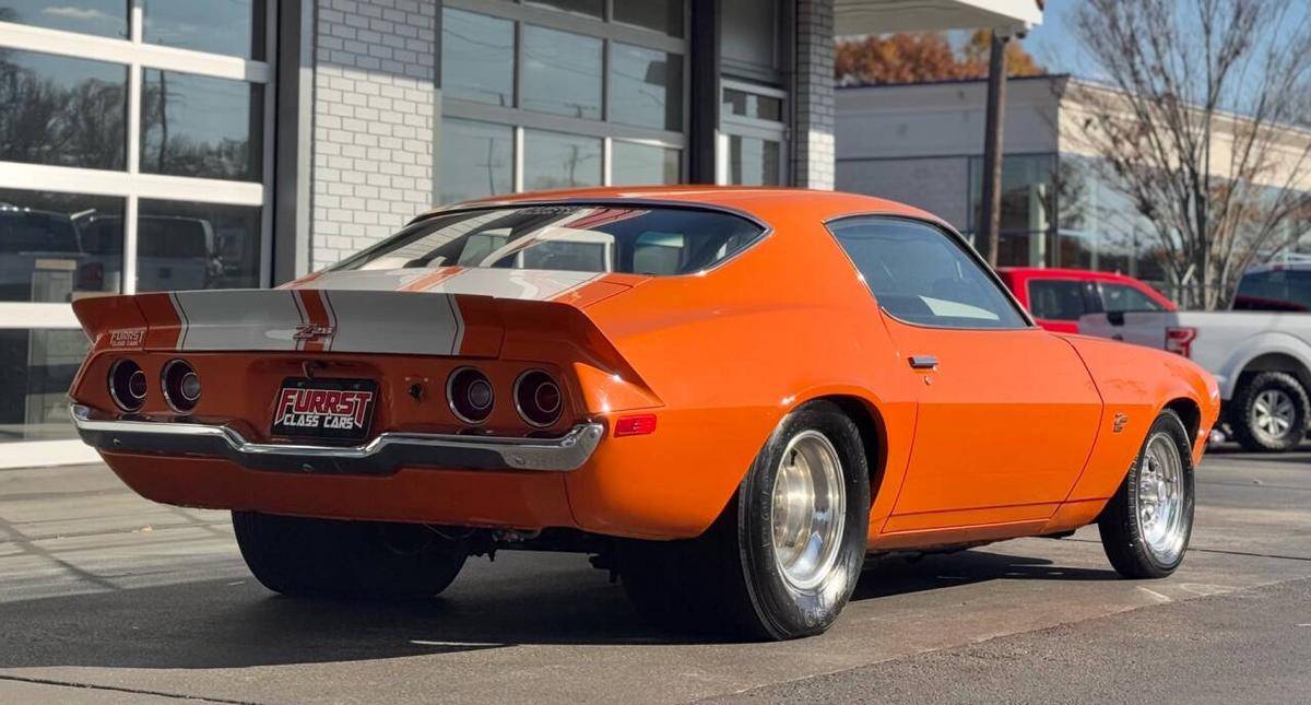 Chevrolet-Camaro-1970-orange-2-2