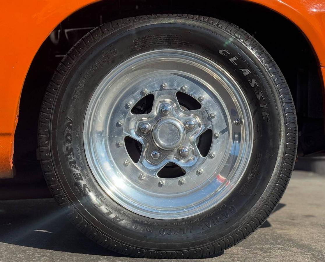 Chevrolet-Camaro-1970-orange-2-8