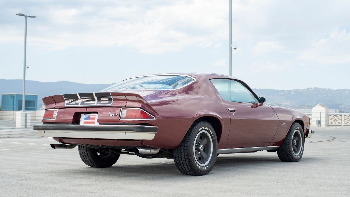 Chevrolet-Camaro-1974-9