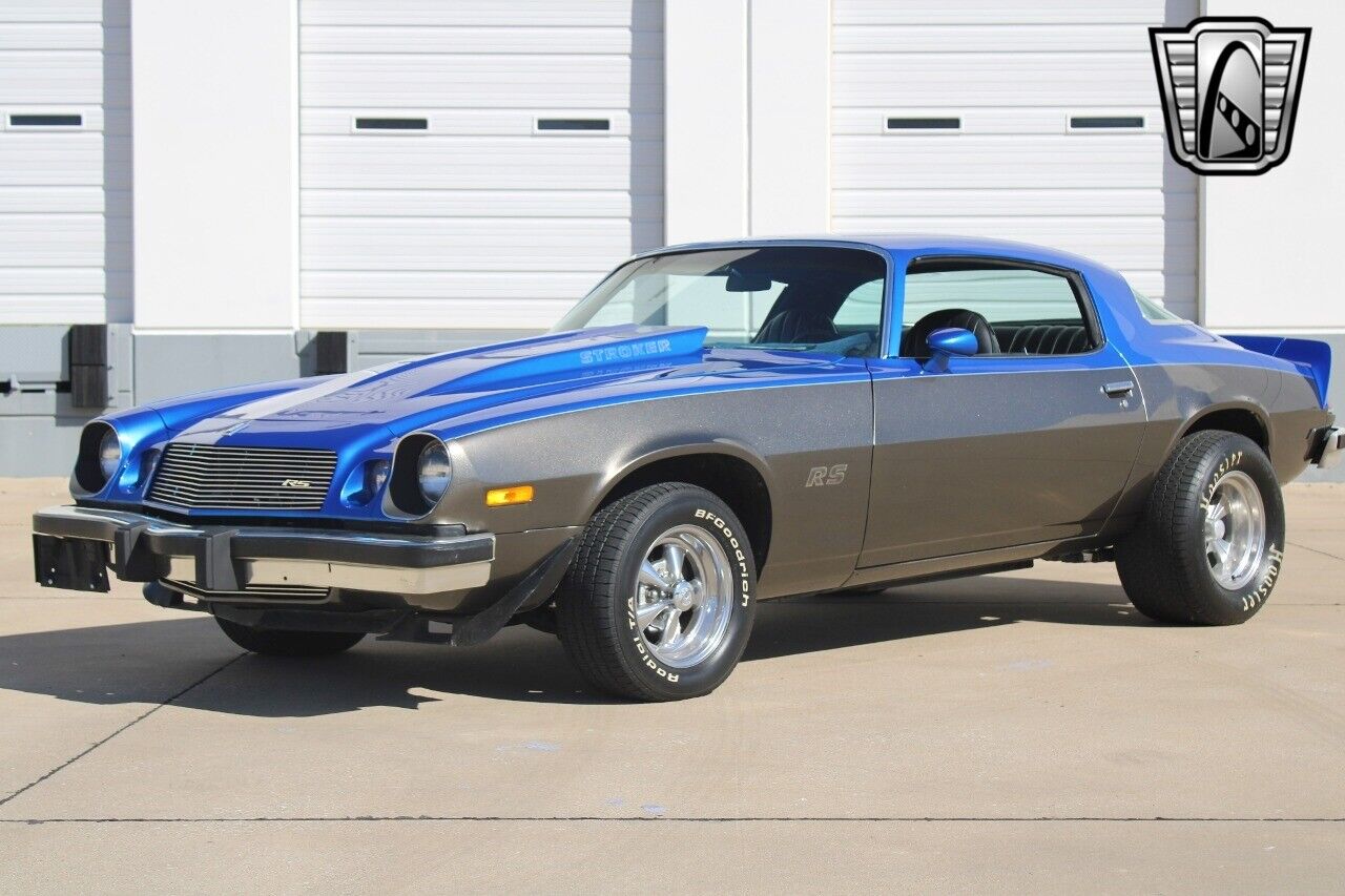 Chevrolet-Camaro-1975-2