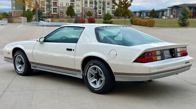 Chevrolet-Camaro-1984-7