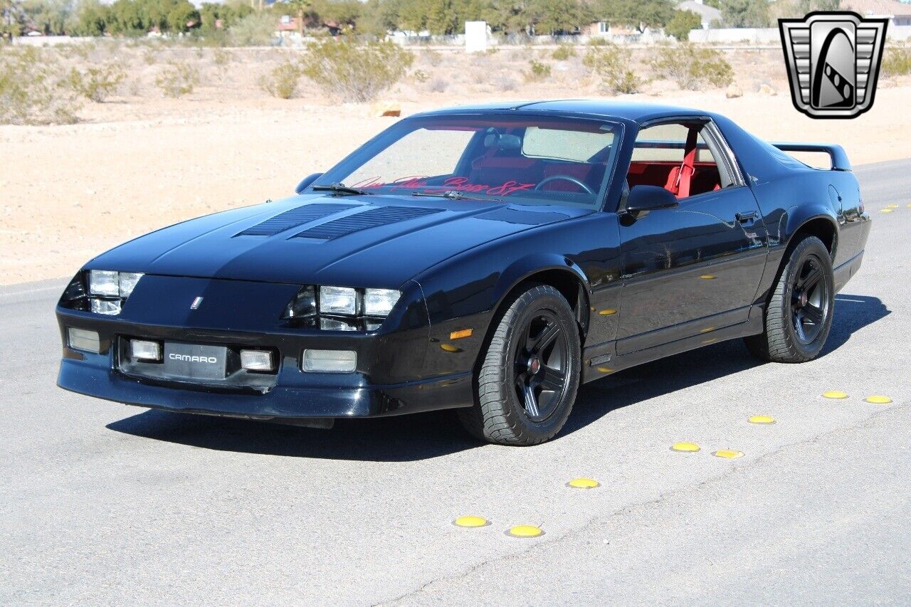 Chevrolet-Camaro-1987-Black-Black-84927-3