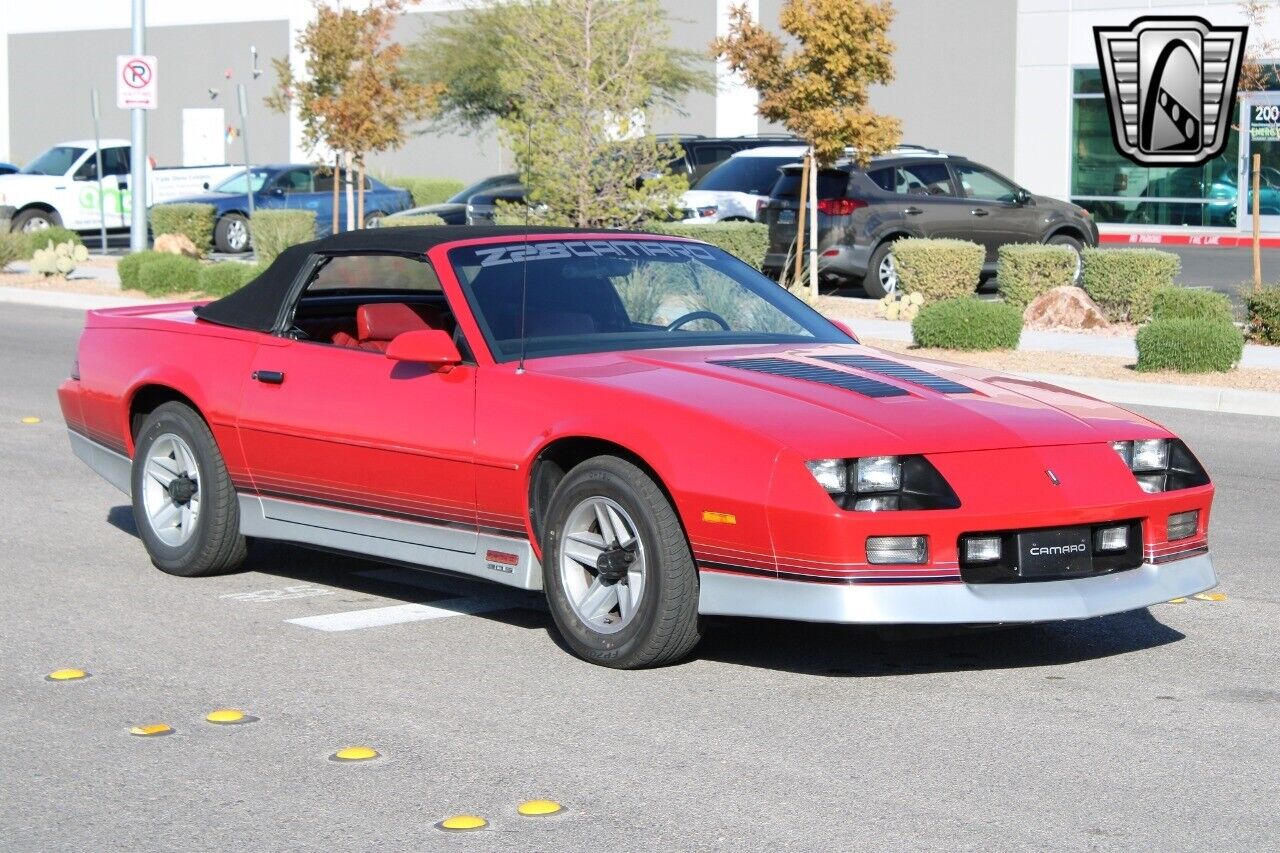 Chevrolet-Camaro-1987-Red-Red-18892-10