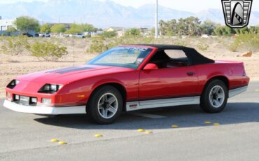 Chevrolet-Camaro-1987-Red-Red-18892-11