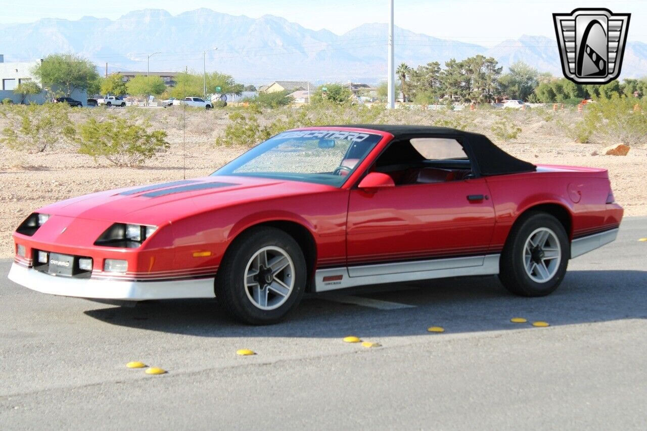 Chevrolet-Camaro-1987-Red-Red-18892-11