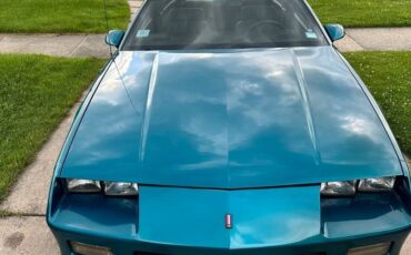 Chevrolet-Camaro-1992-115594