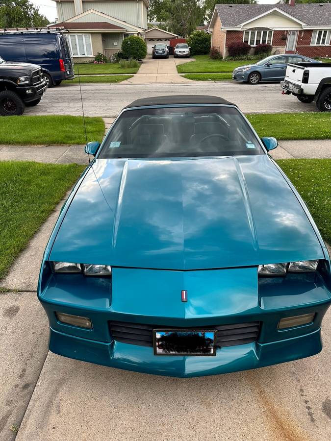 Chevrolet-Camaro-1992-115594