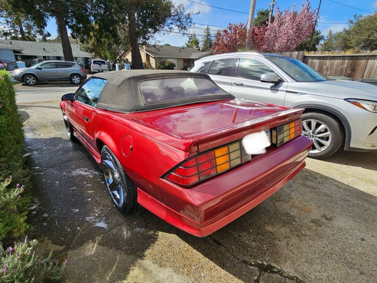 Chevrolet-Camaro-1992-red-165762-3