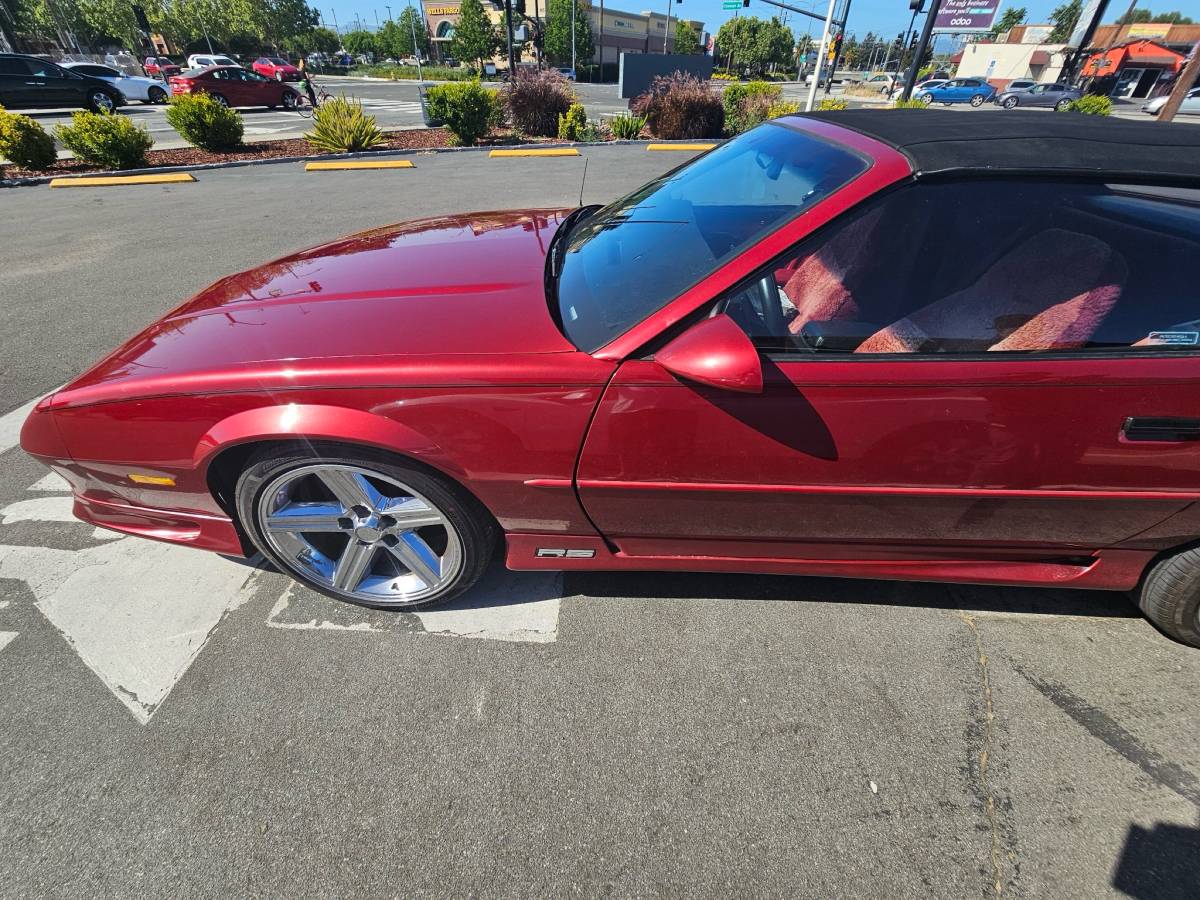 Chevrolet-Camaro-1992-red-165762-6