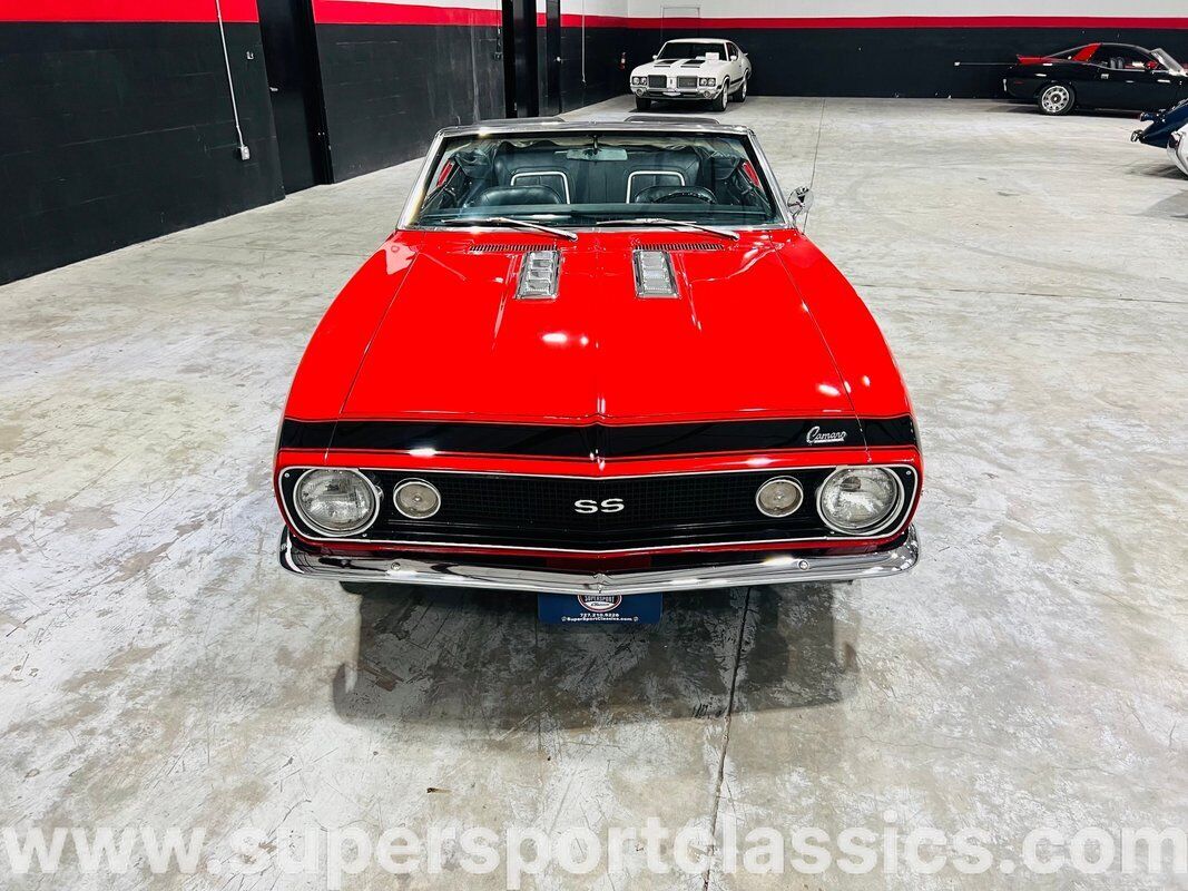 Chevrolet-Camaro-Cabriolet-1967-Red-Black-0-9