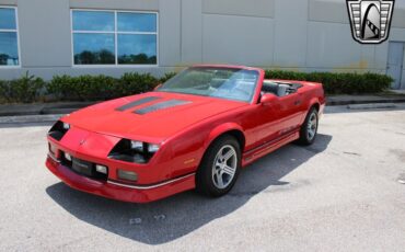 Chevrolet-Camaro-Cabriolet-1988-3