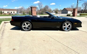 Chevrolet-Camaro-Cabriolet-1989-Black-Gray-79663-6