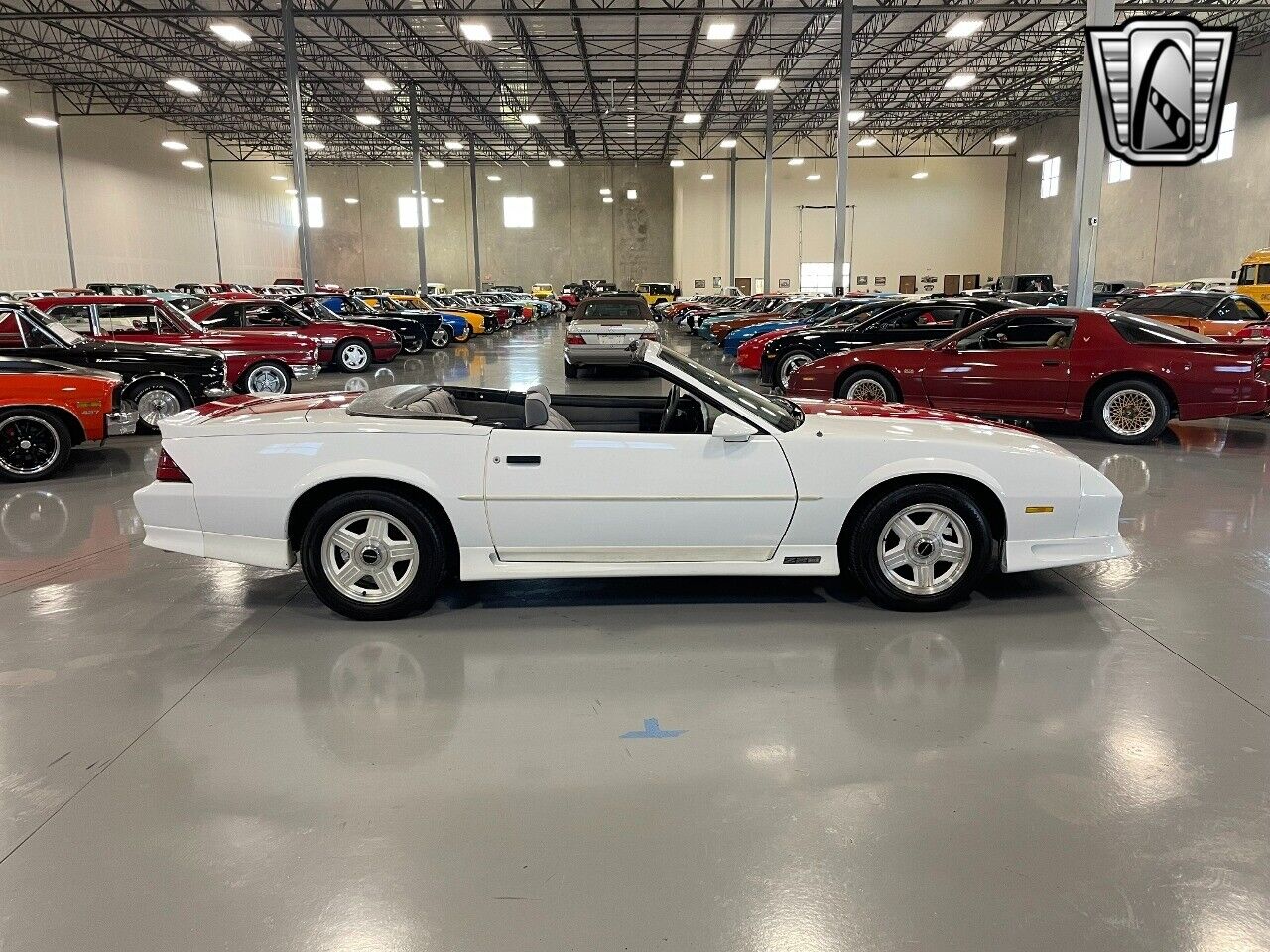 Chevrolet-Camaro-Cabriolet-1992-Red-Black-199774-5