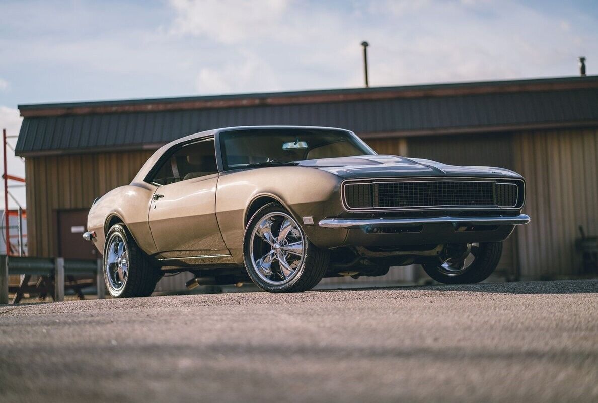 Chevrolet-Camaro-Coupe-1968-2