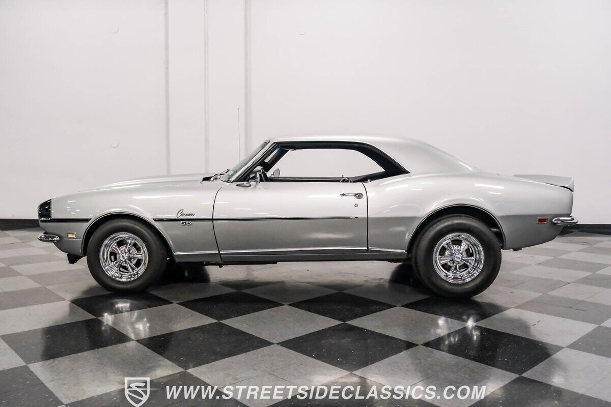 Chevrolet-Camaro-Coupe-1968-2