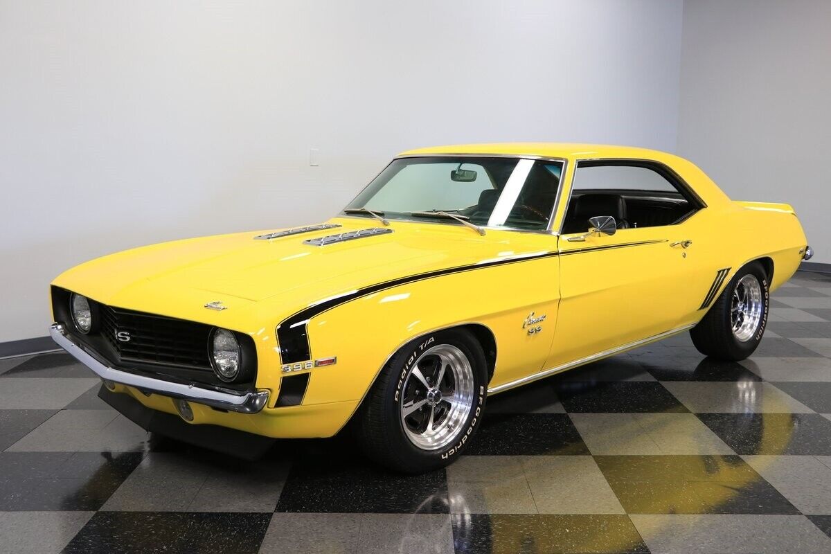 Chevrolet-Camaro-Coupe-1969-21