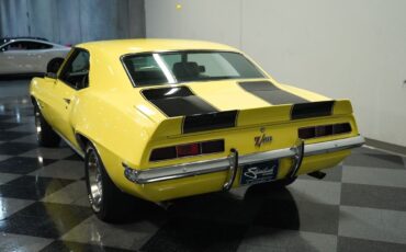 Chevrolet-Camaro-Coupe-1969-8