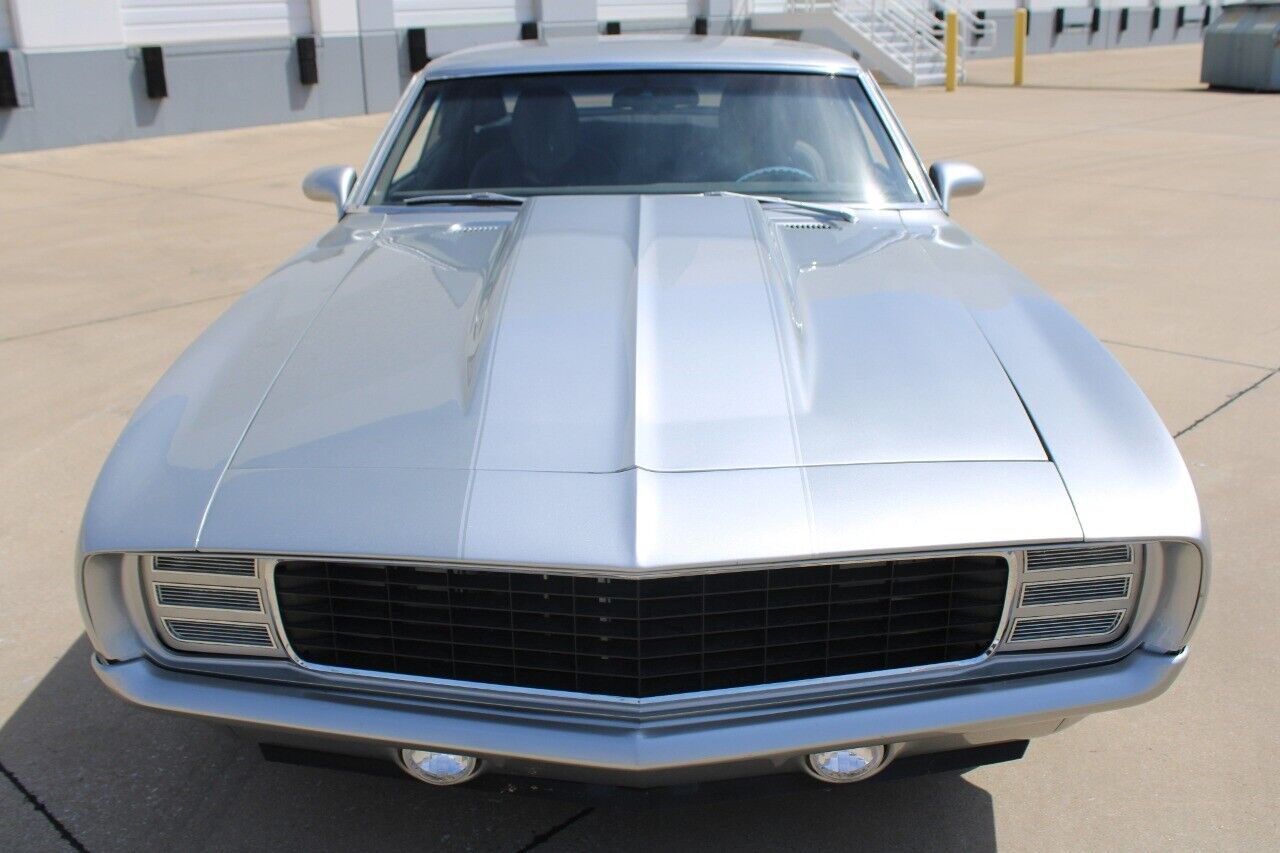 Chevrolet-Camaro-Coupe-1969-Silver-Black-5304-10