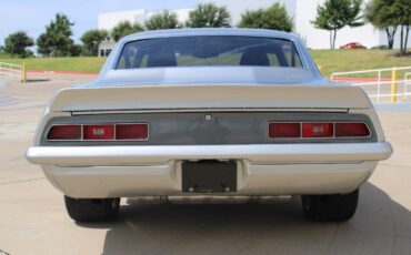 Chevrolet-Camaro-Coupe-1969-Silver-Black-5304-5