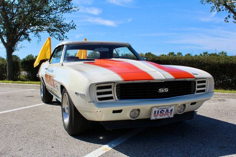 Chevrolet-Camaro-Coupe-1969-White-Orange-154-7