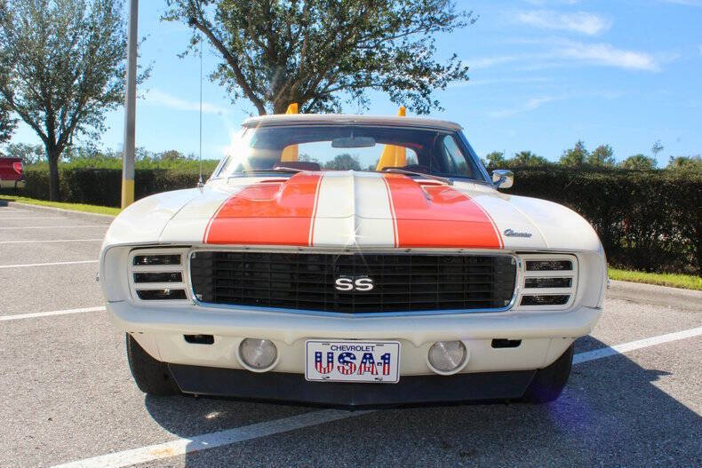 Chevrolet-Camaro-Coupe-1969-White-Orange-154-8