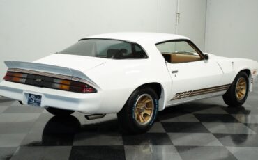 Chevrolet-Camaro-Coupe-1979-11