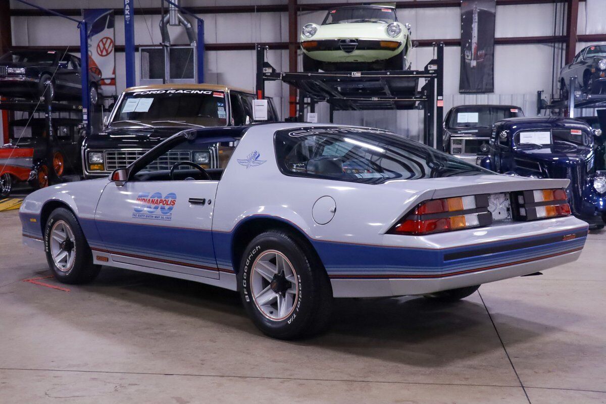 Chevrolet-Camaro-Coupe-1982-Silver-Blue-28780-4