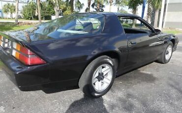 Chevrolet-Camaro-Coupe-1983-Purple-Other-105946-11