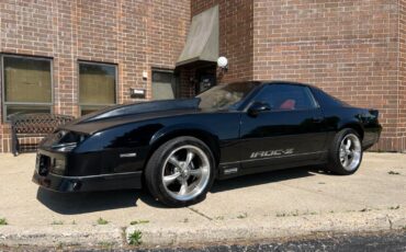 Chevrolet-Camaro-Coupe-1986-Black-Red-138949-1