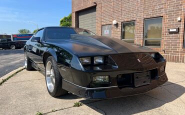 Chevrolet-Camaro-Coupe-1986-Black-Red-138949-11