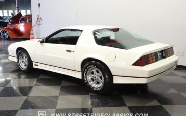 Chevrolet-Camaro-Coupe-1986-White-Red-25822-6