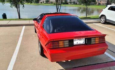 Chevrolet-Camaro-Coupe-1989-Red-Gray-201168-3