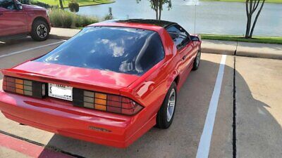 Chevrolet-Camaro-Coupe-1989-Red-Gray-201168-4