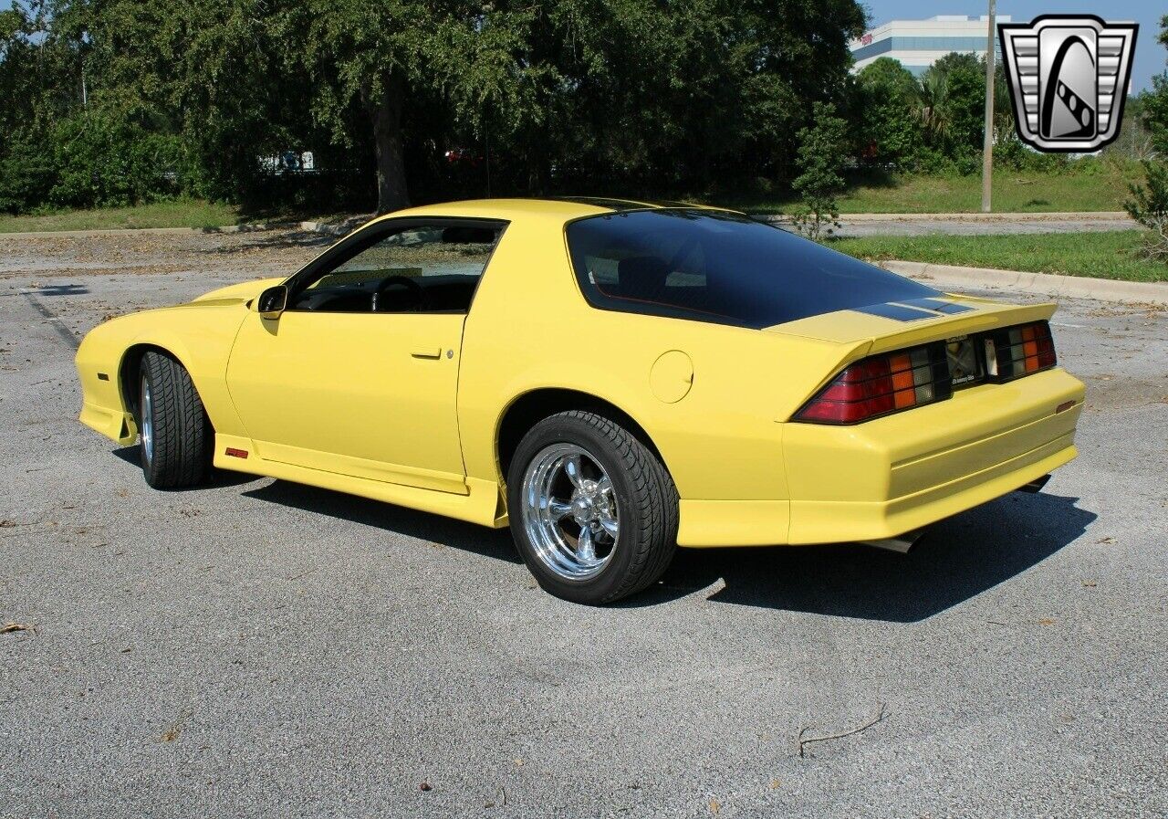 Chevrolet-Camaro-Coupe-1992-Yellow-Black-214418-5