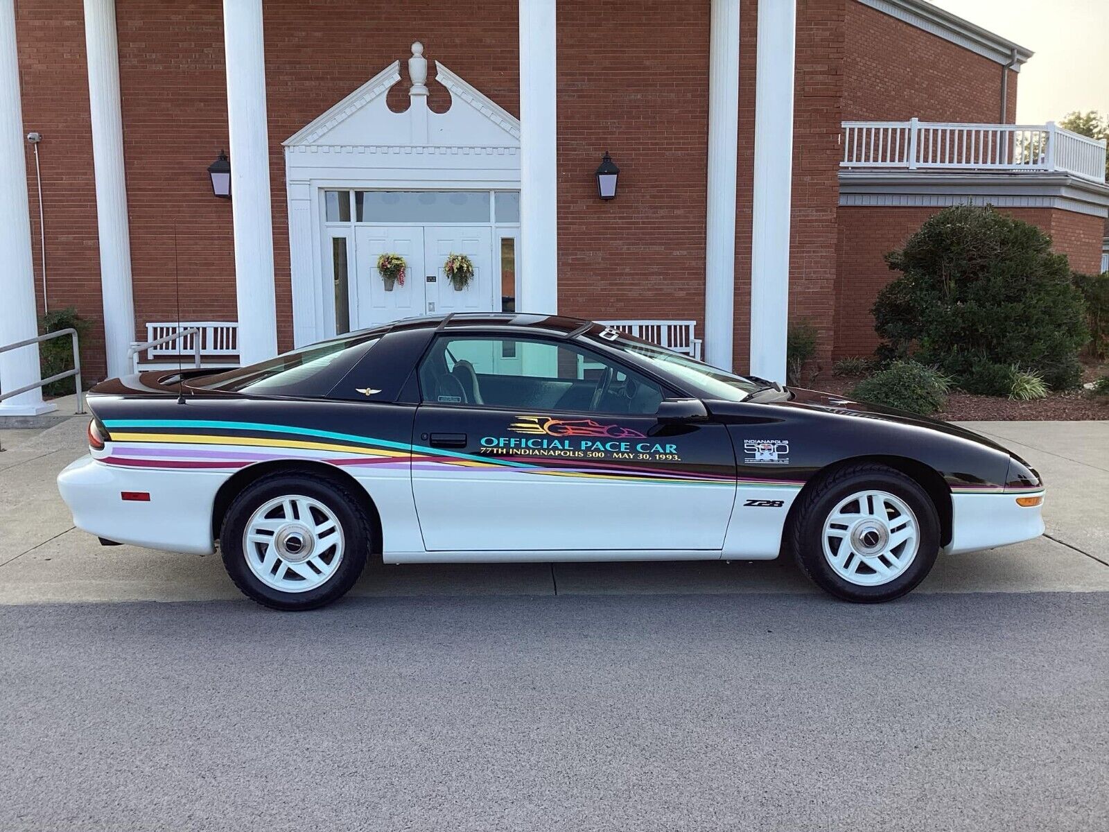 Chevrolet-Camaro-Coupe-1993-5105-7