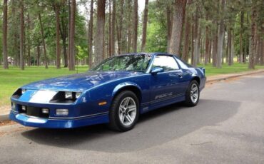 Chevrolet-Camaro-iroc-z-z28-1987-10