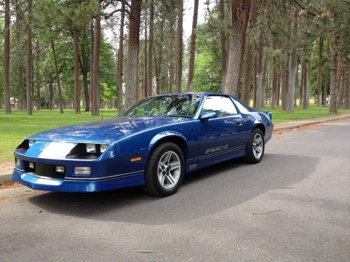 Chevrolet-Camaro-iroc-z-z28-1987-10