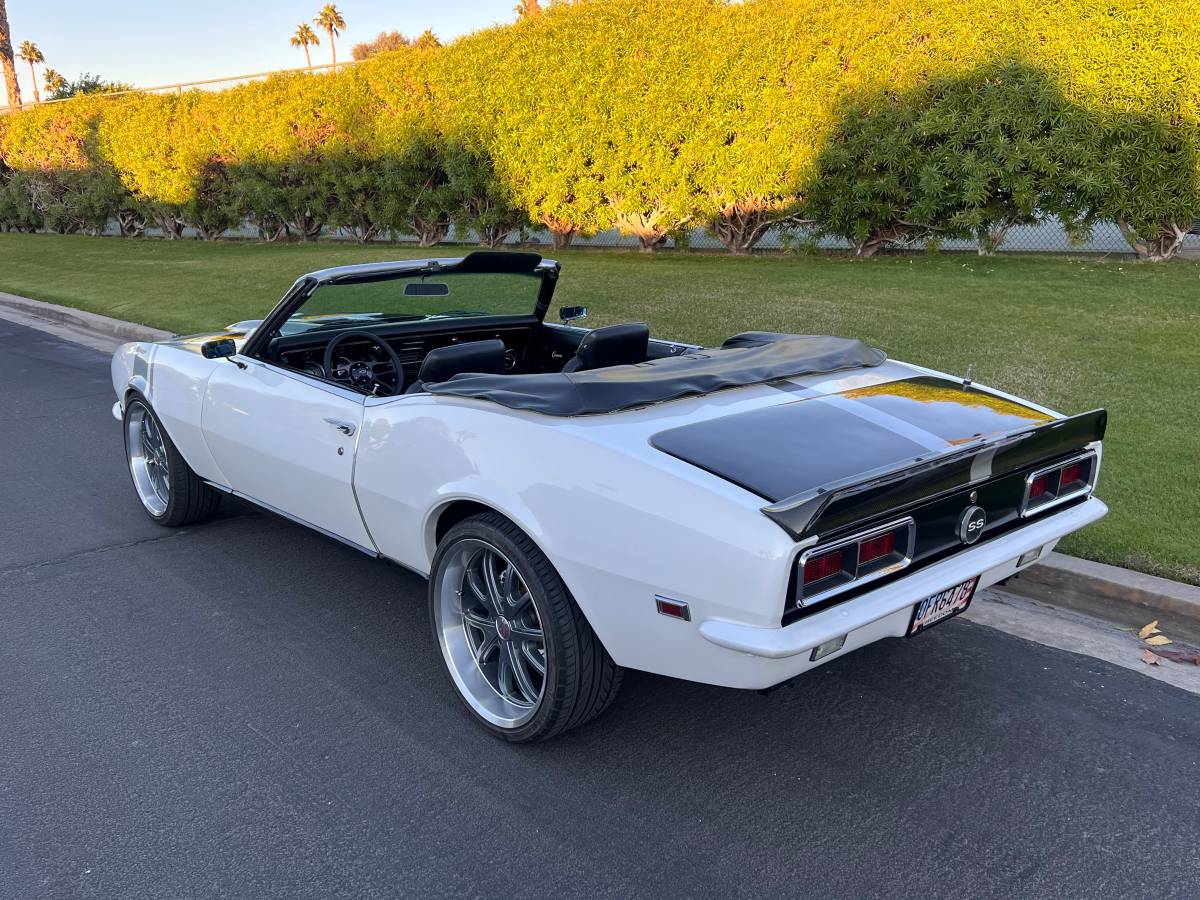 Chevrolet-Camaro-rsss-1968-19