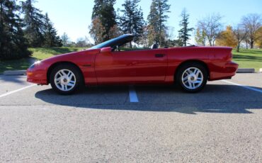 Chevrolet-Camaro-sport-coupe-amp-convertible-1995-2