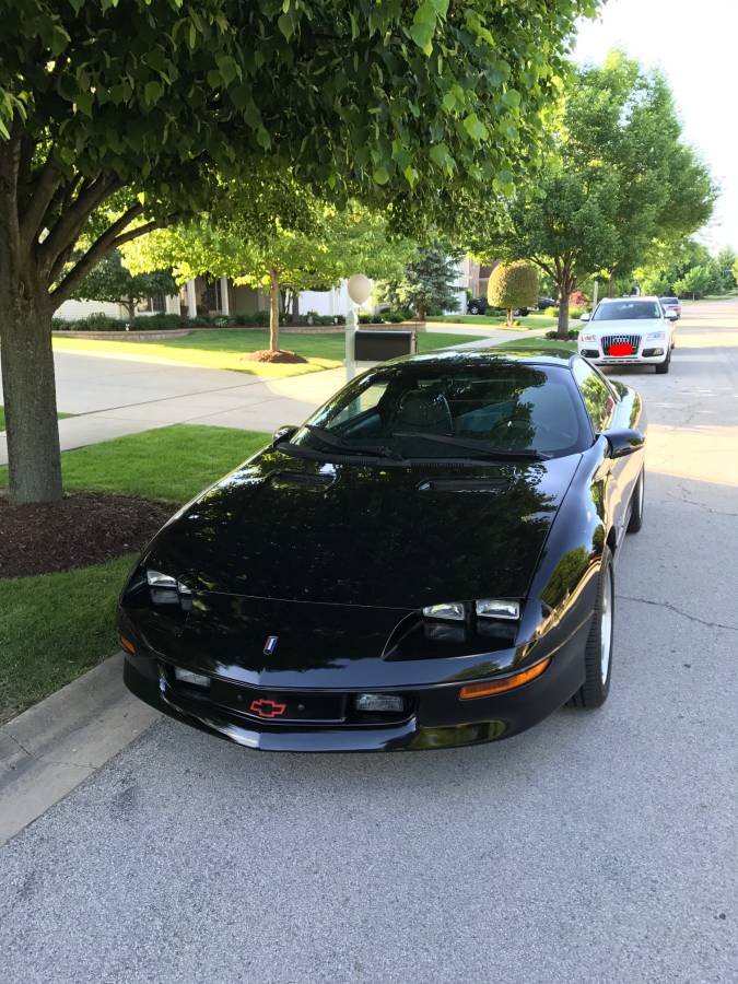 Chevrolet-Camaro-sport-coupe-amp-convertible-1995-7