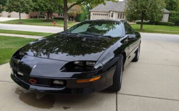 Chevrolet-Camaro-sport-coupe-amp-convertible-1995-8