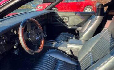 Chevrolet-Camaro-z28-1982-4