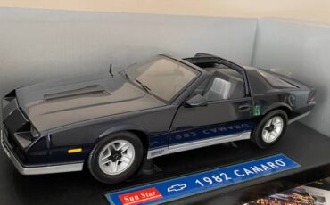 Chevrolet-Camaro-z28-1982-blue-138229-5