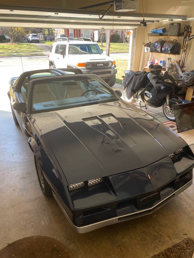 Chevrolet-Camaro-z28-1982-blue-138229-9