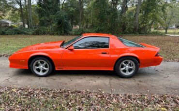 Chevrolet-Camaro-z28-1984-orange-112654-1