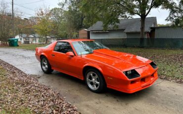 Chevrolet-Camaro-z28-1984-orange-112654-7